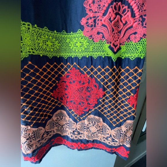 ROSE & ROSE MEXICAN STYLE EMBROIDERED S/S DRESS IN LADIES SIZE LARGE - CUTE! - Picture 5 of 8